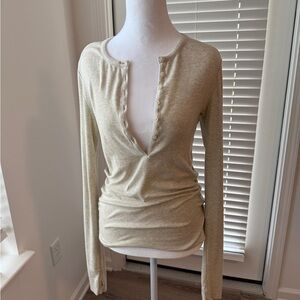 🤍 Aritzia Babaton Oatmeal Fitted Long Sleeve Top